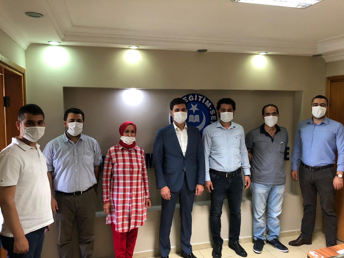 Türk Eğitim Sen Adana 1'Nolu Şube Başkanı ve aynı zamanda Kamusen Adana İl temsilciliği görevine getirilen Sn.Durdu Mehmet Girgeç'e,İlçe Başkanımız Sn. Hasan Öztuğ ve ilçe teşkilatımızla hayırlı olsun ziyaretinde bulunduk.