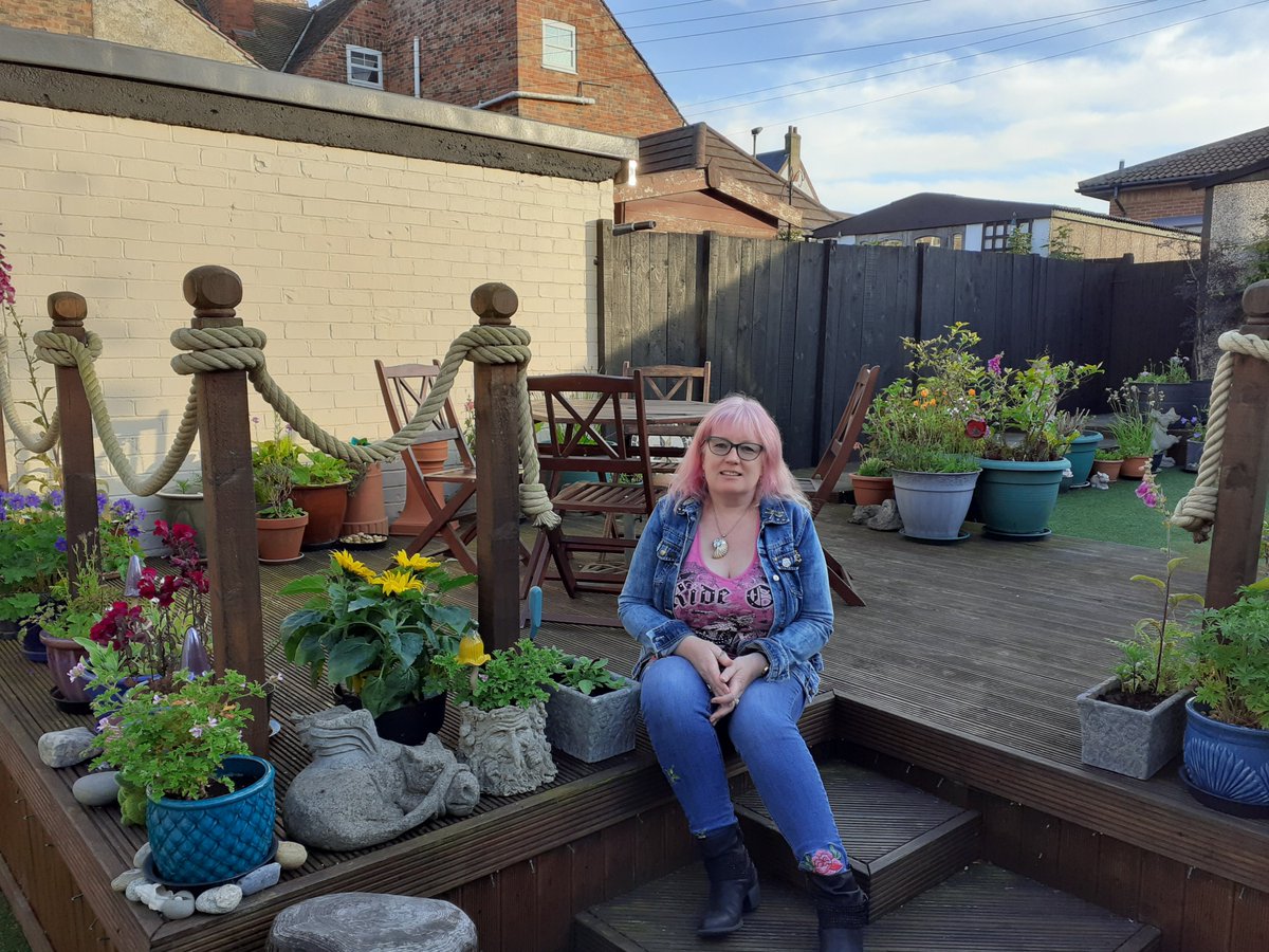 HoldernessNews's tweet photo. In the pink! Read our #lockdown #hair story by #AlisonRiley local author and fundraiser for #HornseaInshoreRescue @hornsea_rescue &amp; who is in their spotlight this week? 
@HoldernessNews https://t.co/lFDePF0Dty