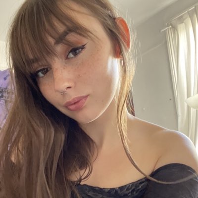 alexiaburnss's tweet photo. #NewProfilePic https://t.co/IGuwXEBz0v