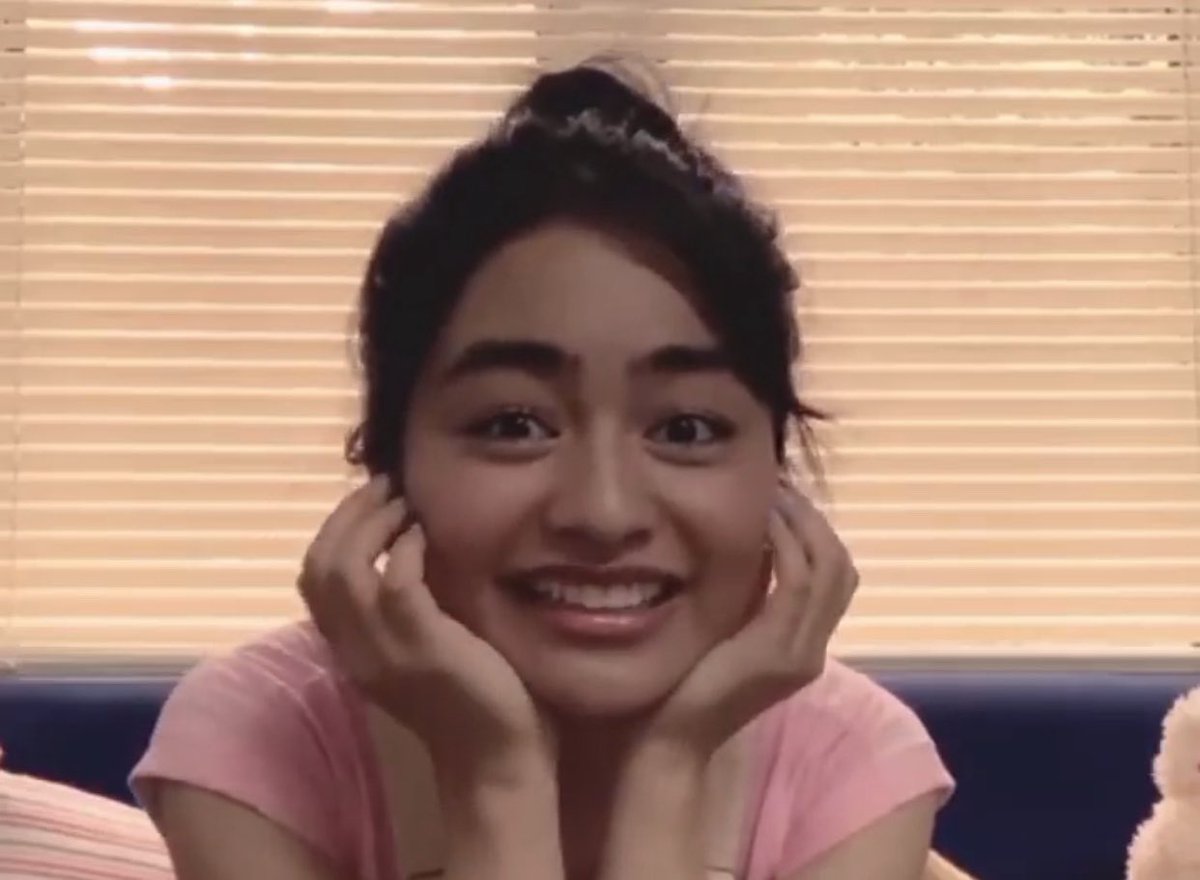 Black_SheepPH's tweet image. same energy #HelloStrangerEP2