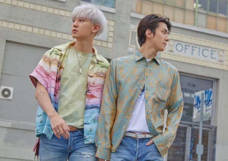 bhly04's tweet photo. LAST MINUTES BEFORE THIS ERA END! THANK YOU WHAT A LIFE ERA FOR EVERYTHING! THANK YOU EXO SC! THANK YOU SECHAN!
๐๐๐ฅ๐
#EXO_SC
#EXOSC_1BillionViews
#EXOSC_IsBack
#EXOSCisComing
@weareoneEXO https://t.co/tPVeLlqAA4