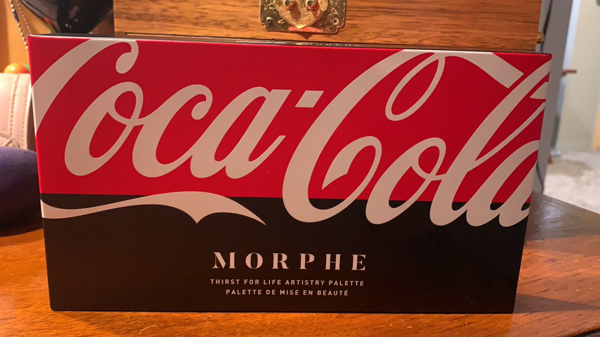 secretmermaid94's tweet photo. @MorpheBrushes I’m so in love with this palette!! #CocaCola #Morphe #inlovee https://t.co/snmeZFPw1P