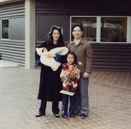 Elizabeth Long tweet media