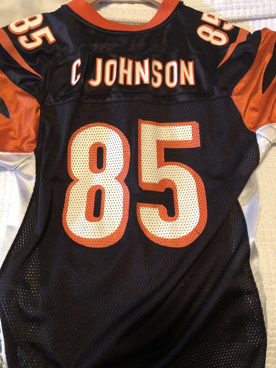 zinger199's tweet photo. @ochocinco OG Chad fan here from Canada, you made me a fan of football!    https://t.co/IoQWK4YAJF https://t.co/KdZGrsMhjV