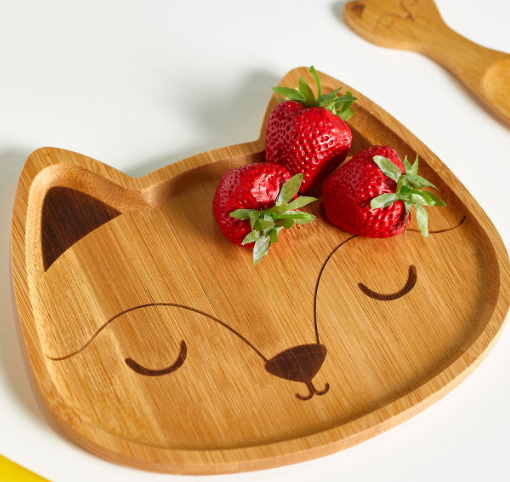 EcoValleyUK's tweet photo. Back in stock next week our gorgeous woodland fox bamboo plate. Perfect present for a little one. 100% bamboo, 100% recyclable, lightweight too- great for picnics :)

#ecofriendly #ecokids #ecogifts #ecofriendlygifts #ecokitchen #newkitchen #cutekids #cutegifts #ecovalleyuk https://t.co/Dca57lr4L8