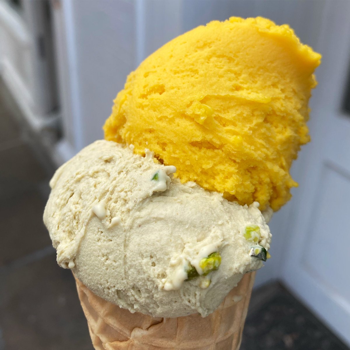 FoodInLondon_'s tweet image. The best pistachio gelato in London and a very good mango sorbet from @oddonos instagram.com/p/CCG9gA0DX_0/