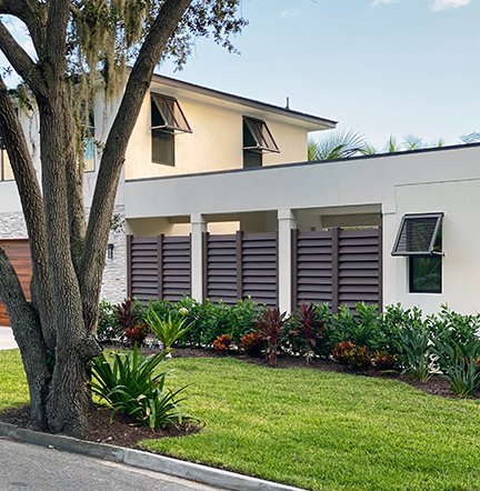 FloridaHomeMag's tweet photo. Amazing Fences to Fit Any Style! 
Whether you are considering a new fence for decorative or functional purposes, you can turn to H &amp; Y Fence for the best options in fencing . Visit H &amp; Y Fence online at https://t.co/zhRrUNxxDM or call 941-379-3444 to schedule a free estimate. https://t.co/iert5BQ4pg