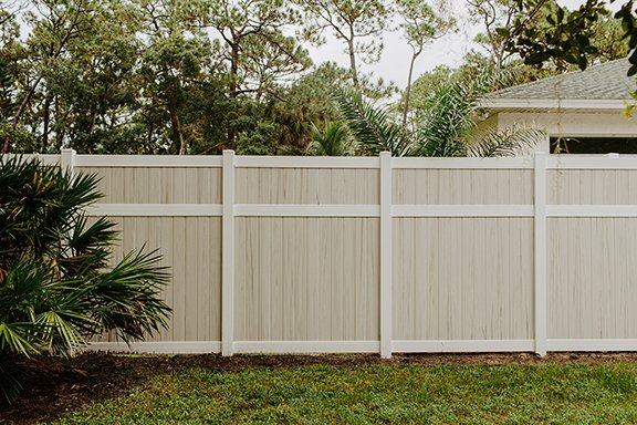 FloridaHomeMag's tweet photo. Amazing Fences to Fit Any Style! 
Whether you are considering a new fence for decorative or functional purposes, you can turn to H &amp; Y Fence for the best options in fencing . Visit H &amp; Y Fence online at https://t.co/zhRrUNxxDM or call 941-379-3444 to schedule a free estimate. https://t.co/iert5BQ4pg