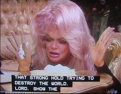 ohroxc's tweet image. Good morning to Jan Crouch's wigs and Jan Crouch's wigs only. ✨