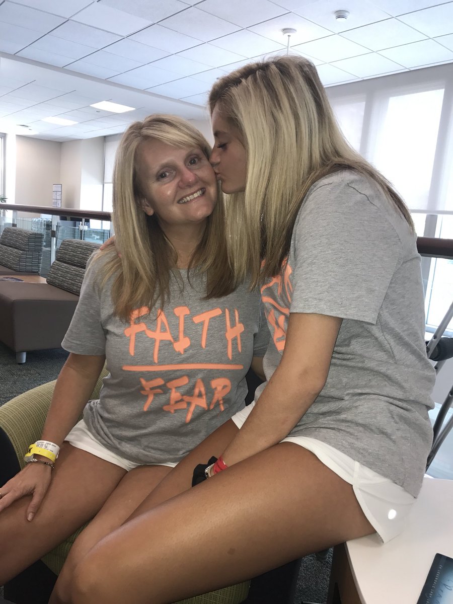 AnsleeWilson's tweet photo. July is the Sarcoma cancer awareness month. Like, comment, or retweet to honor those who have battled Sarcoma. #sarcomaawareness #july #osteosarcoma #yellow #FaithOverFear https://t.co/3sCVL1UQtS