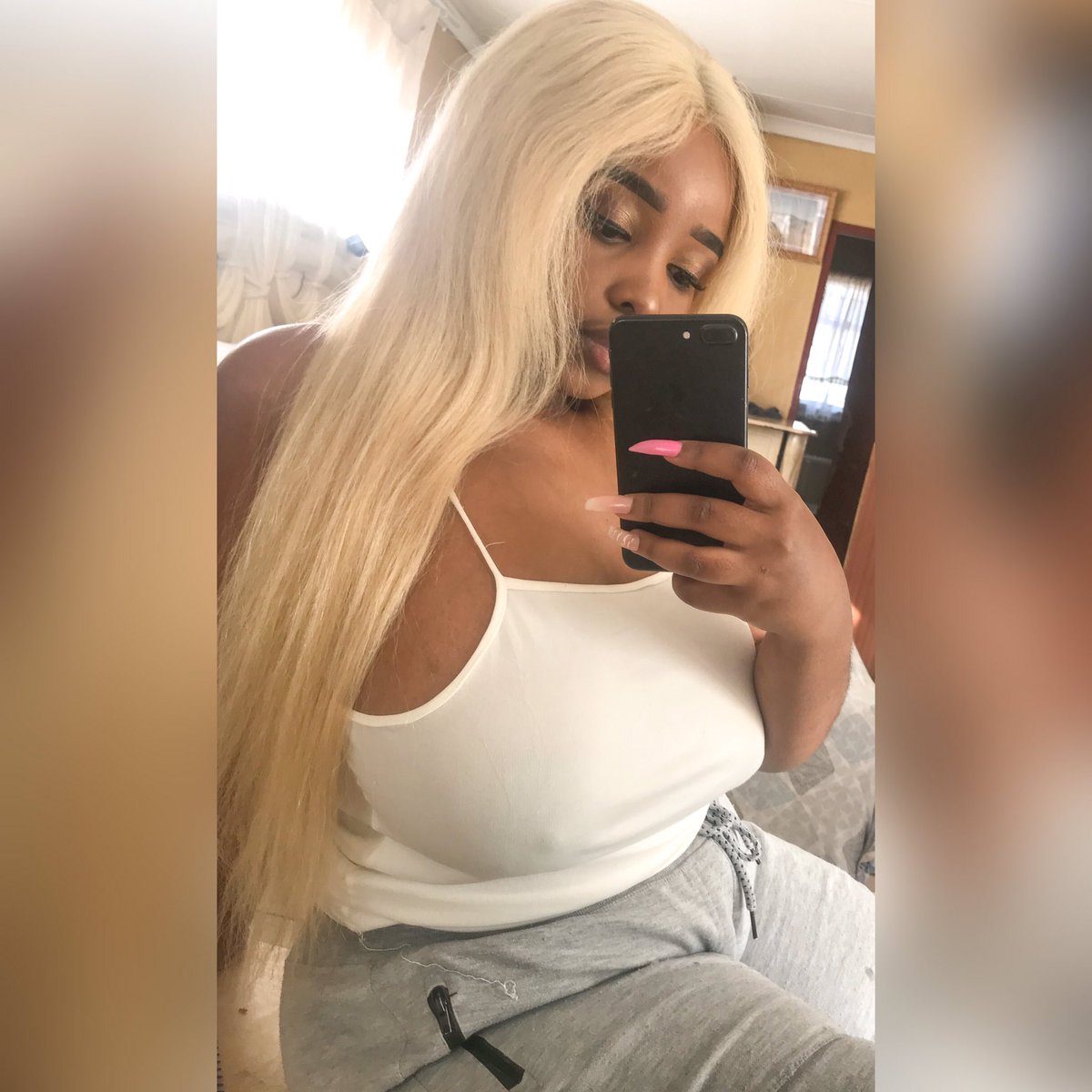 Aunty B 🫦 tweet media