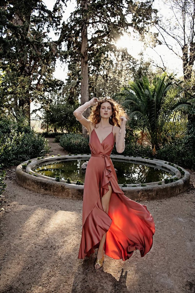 Il potere di un abito! 
Un abito può farti sentire più bella, può tirati su il morale, può trasmetterti allegria... #wedding #1luglio
⤵️ Scegli il tuo stile preferito: bit.ly/3cEXtVH