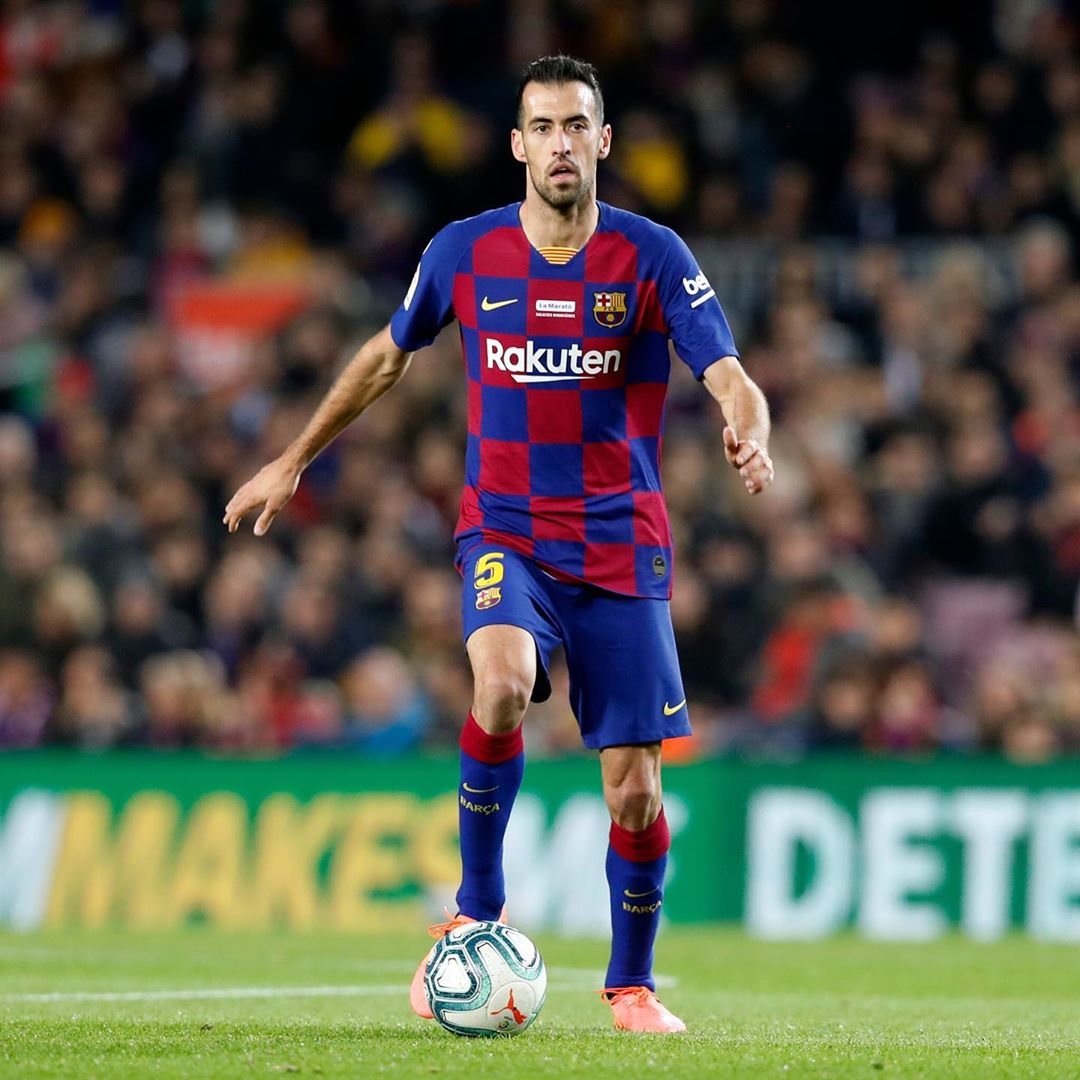 First we have to understand the way big teams play. Trying to see how they approach games.A big team is a team that represents the best team(s) in the top five leagues of Europe (e.g PSG, Barca, Manchester clubs, Chelsea, Bayern,athletico and Liverpool FC)