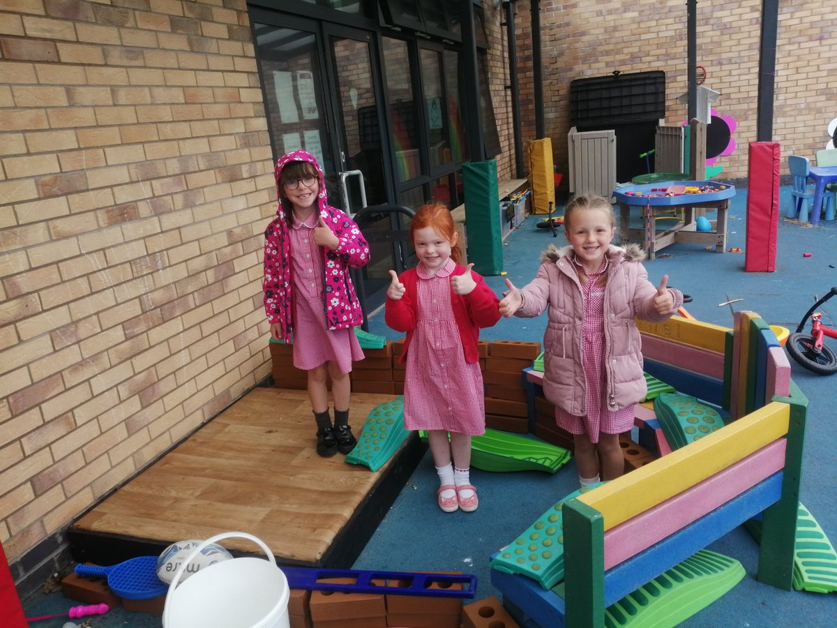 Hyfryd cael gweld ein ffrindiau eto! Lovely being able to see our friends again! 🌈👍