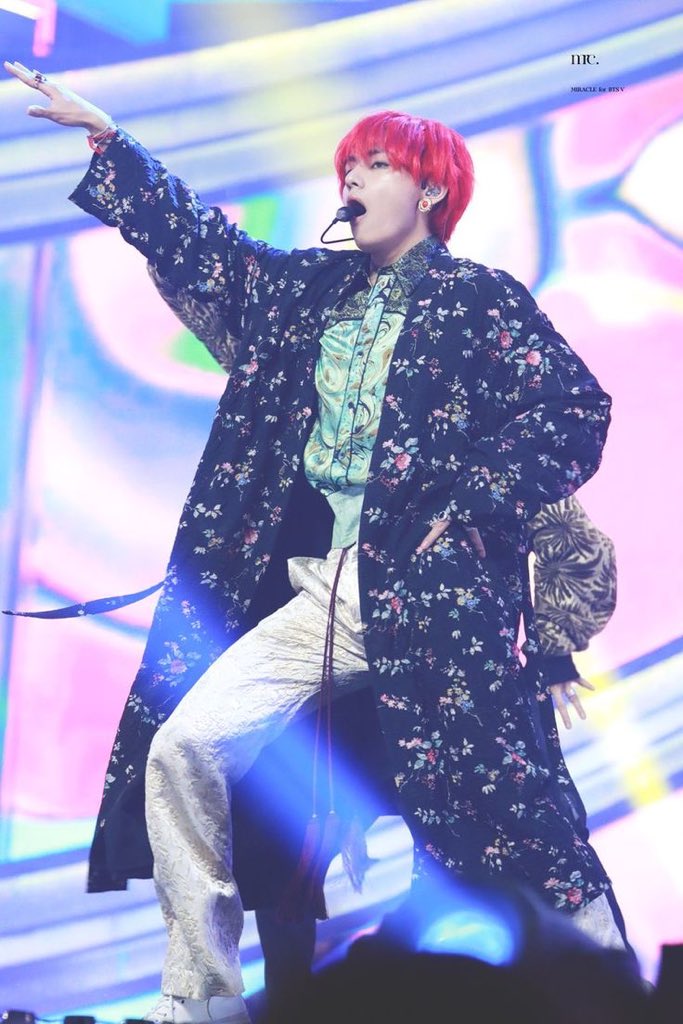 I think it’s a huge reason why they dress Taehyung often in coats - apart from looking fabulous, he knows how to use the clothing as prop to the performance and uses it for storytelling. He knows how to carry his build even if he’s garbed. IDOL and Singularity, for examples: