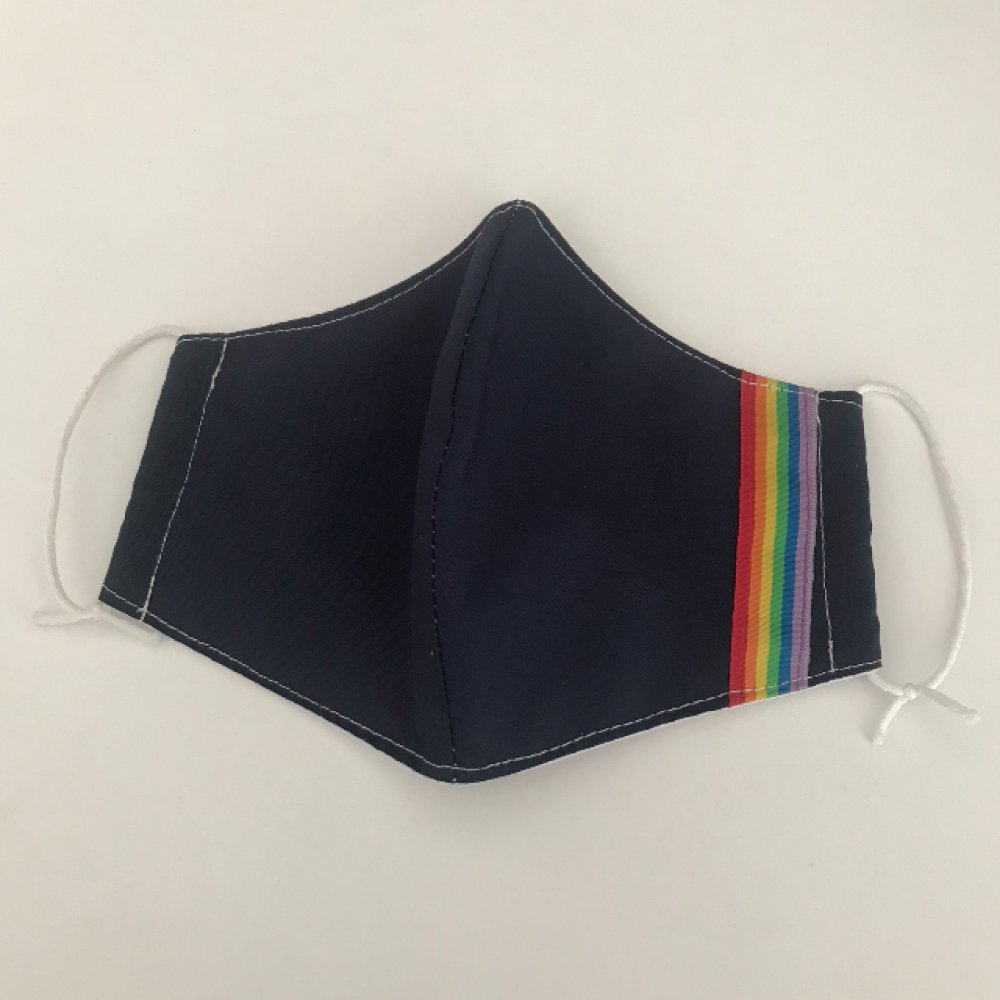 Togayther_ES's tweet photo. Mascarilla Azul Marina con Franja Arco Iris. Reutilizable. Tejido interior hidrofugo y antibacteriano. Para que puedas lucir tu orgullo. Por sólo 8€. Fabricada en Sevilla. #OrgulloLGTB #Orgullo2020 #LGBT https://t.co/mhlfiOZ5Sz https://t.co/yiuJFY8RZj