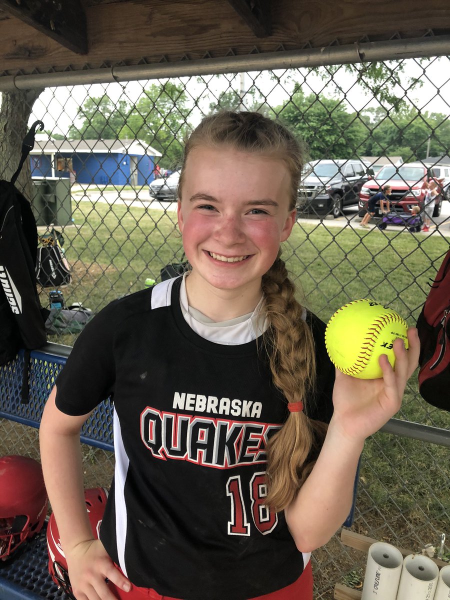 NEQuakesBuzzell's tweet photo. Two great wins in league plus a bomb over the left field fence by Delaney! Keep the bats hot for this weekend! https://t.co/GbsllElyV1