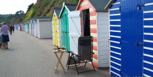 eastdevon's tweet photo. NEWS RELEASE...@eastdevon beach huts and chalets to re-open with charges reduced for the remaining season
https://t.co/5W4w2ajlcQ
#EDDCstreetsceneops https://t.co/7cNS8ArD82