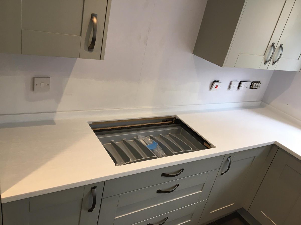 Streamline Solid Surfacing tweet media