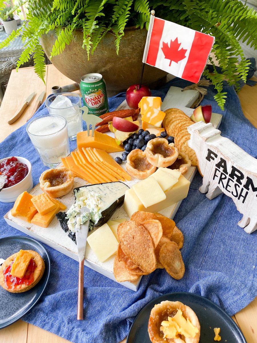 foodsbynature's tweet photo. Happy Canada Day! More than ever let’s supoort our local farmers, cheese makers and processors! Thank you for your shared love of country, now go jump in a lake! #canadiancheese #buttertarts @TemShoresCity @ThornloeCheese @NeOntario https://t.co/3PTTxHEuLS