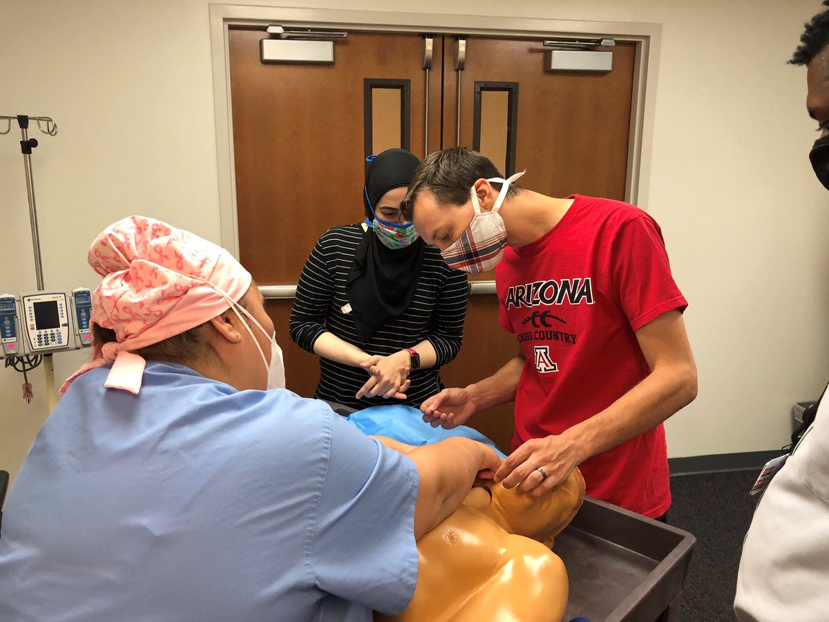 UAZMedTucson's tweet photo. Help us welcome our new residents who start their FIRST DAY as physicians with us today! Good luck and welcome to the MedCat Family! 🥳 https://t.co/kasCYQJwhz