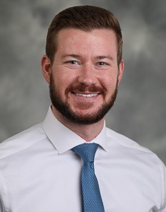 DukeEMPharmD's tweet photo. July 1st means new interns and residents, like our very own PGY-2 Michael Scott, PharmD! Looking forward to a great year of learning, teaching, and collaborations. https://t.co/X1DMAcoWFh