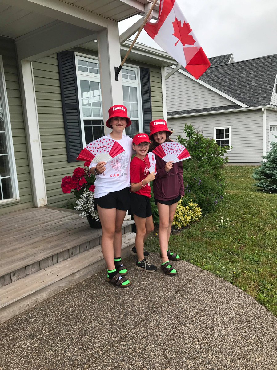 Trudiemac6's tweet photo. Happy Canada Day! https://t.co/lMqC1uvPFg