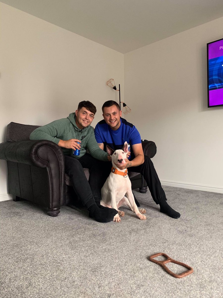 bruceha90506401's tweet image. Me n the lads on one the neet for the toon match like #halfhens #pagga #albiteyafaceoff