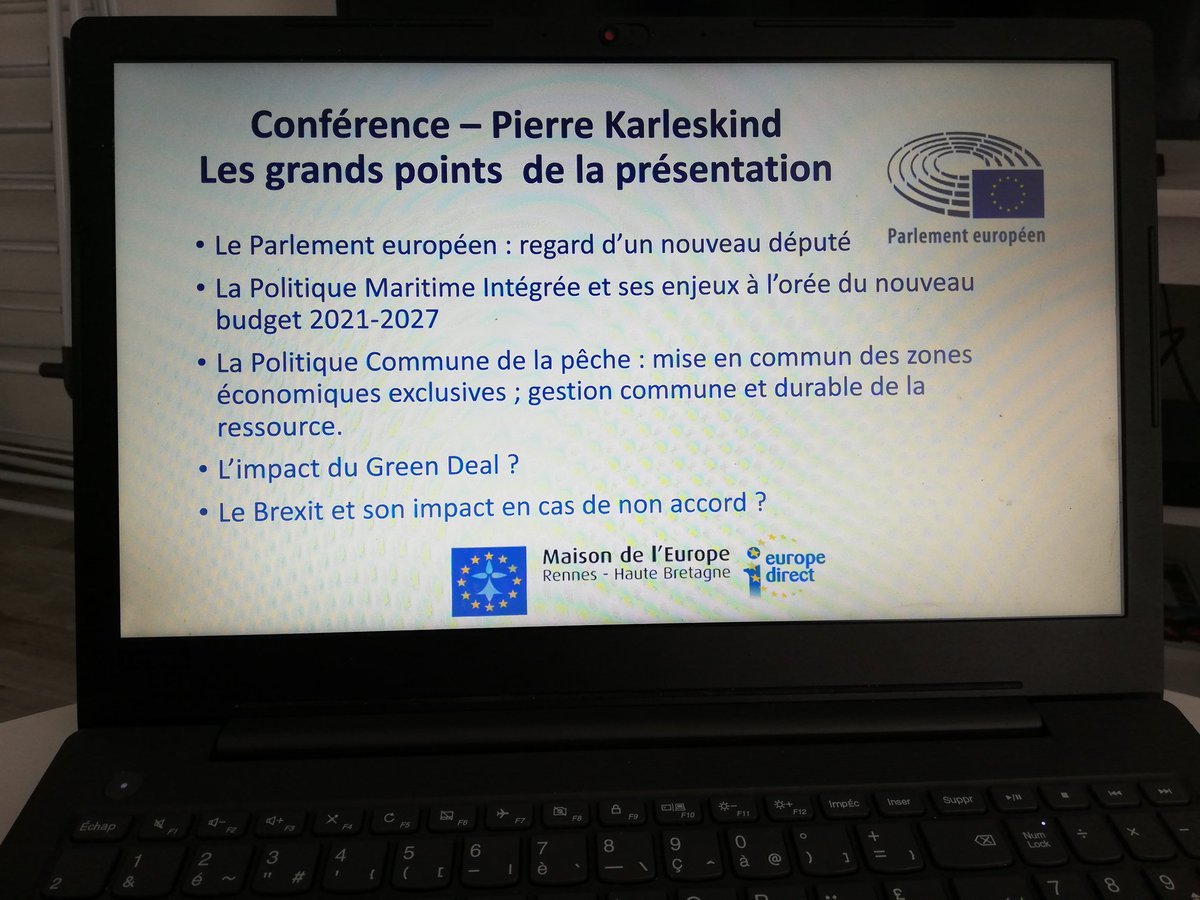 Mde_CIED_Rennes's tweet photo. En direct la web-conférence avec @Pierre_Ka : "la principale interface entre l'Union européenne et le monde c'est la mer et 90% des informations passent par la mer" https://t.co/Lt9g2TrYVU