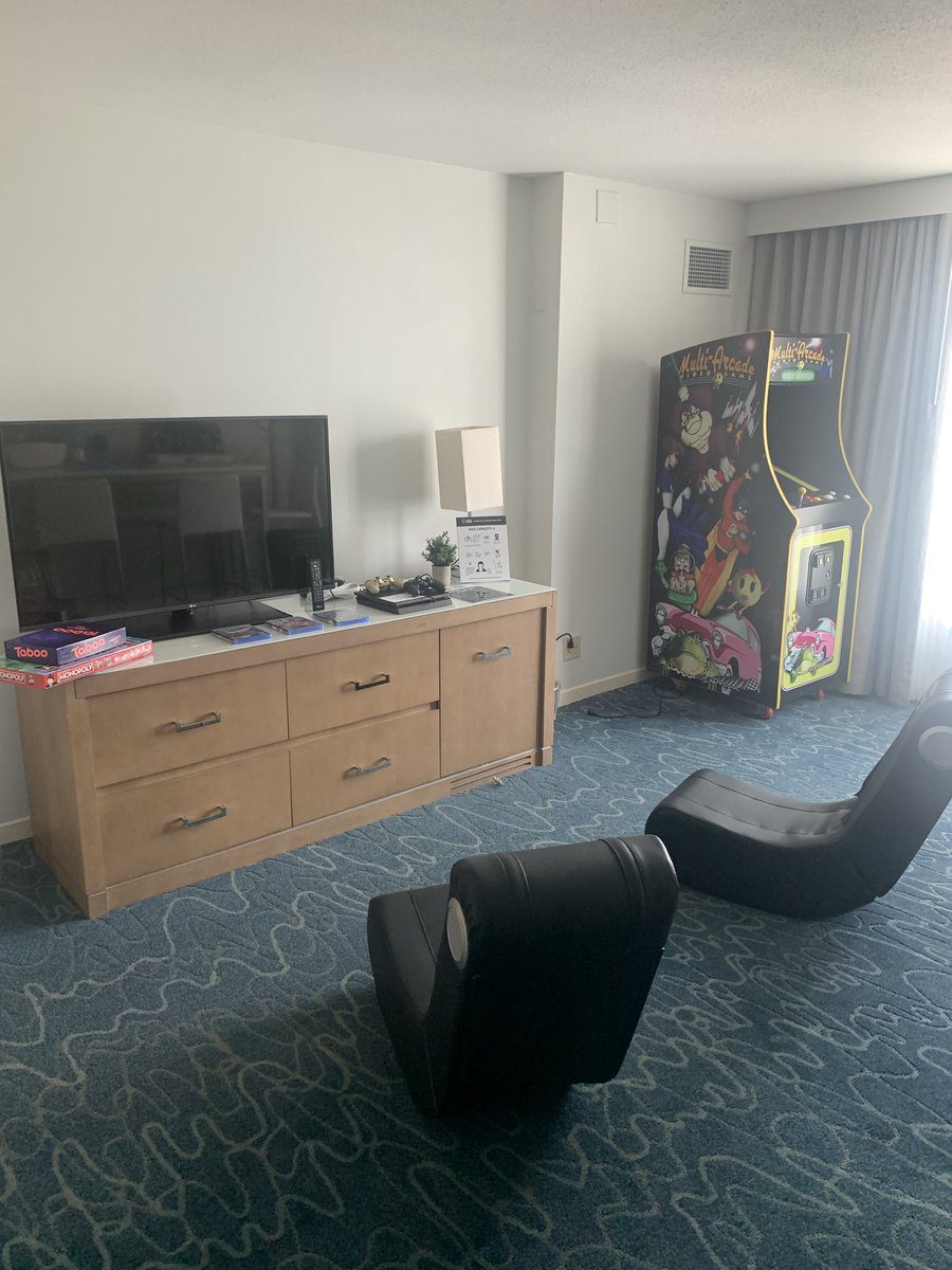 On the 10th floor of each tower, each team will have individual player lounges. It’s 3 connecting hotel rooms combined and each room has a max capacity of 6.