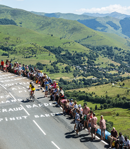 PollinGroup's tweet photo. The Tour de France is every cycle lover’s dream. Cyclists from all over the world come together to compete through the streets of France and finish the race in the picturesque city of Paris. Would you like to be a spectator of this iconic race? #ShareYourTravels https://t.co/SdfGhmXOCB
