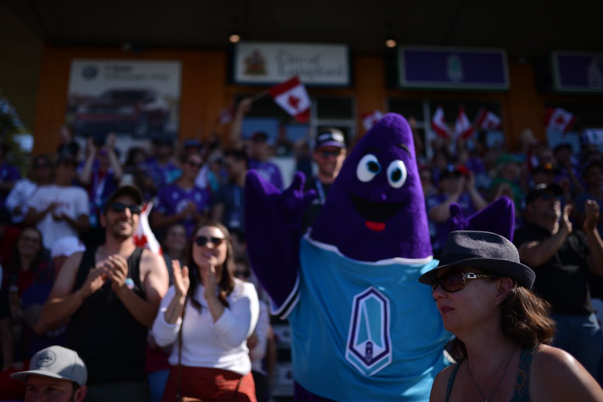 Happy Canada Day from your friendly neighbourhood starfish! 🇨🇦⭐️

#CanadaDayyyj #yyj #CanadaDay #staysafe