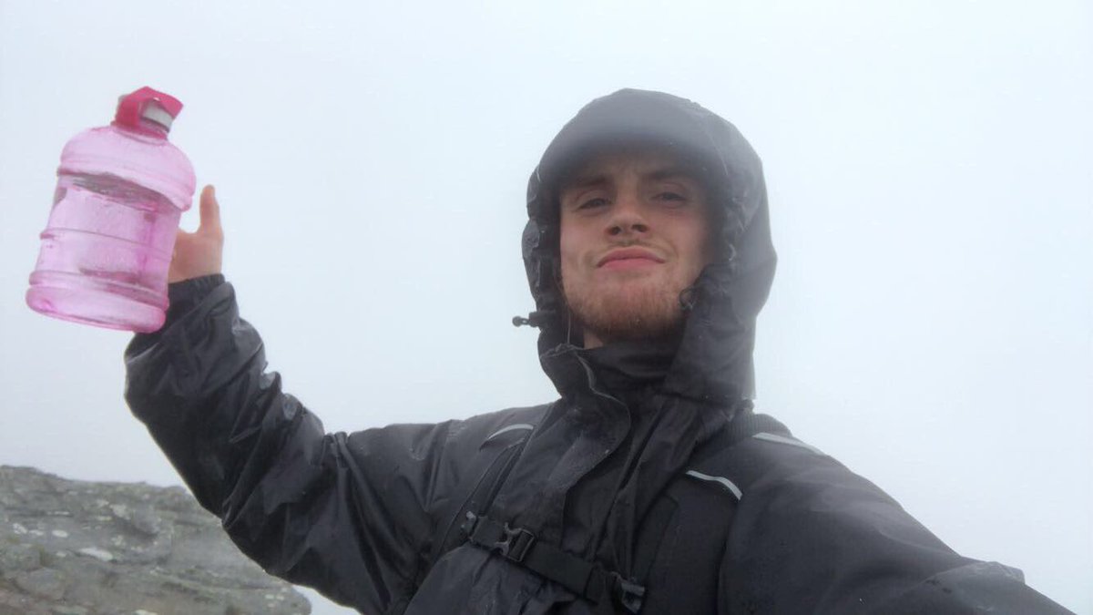 SinclairRhys's tweet image. No hangovers,
No comedowns,
One month 🥳

&amp;amp; 6 Munro’s