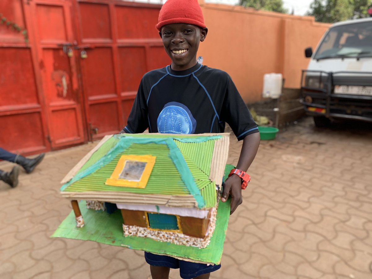 scobomichelle's tweet photo. Meet ELIJAH one of our new champions rescued from the streets!. He went on the streets in search for a job that could pay his school fees!. If you would like to support Elijah achieve his dreams please  contact us on info@mlisada.org
These are some of the things is involved in https://t.co/vLvpNTryoP