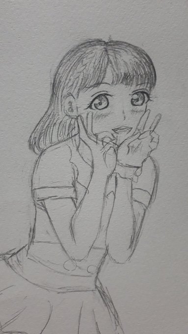 杏ちゃん❣
夜中に何描いてんだよって感じだけど描きたかったから描いたお〜!
落描きだから手とか体のバランスとかヤバイ‼️
てか、似てなくて草www? 