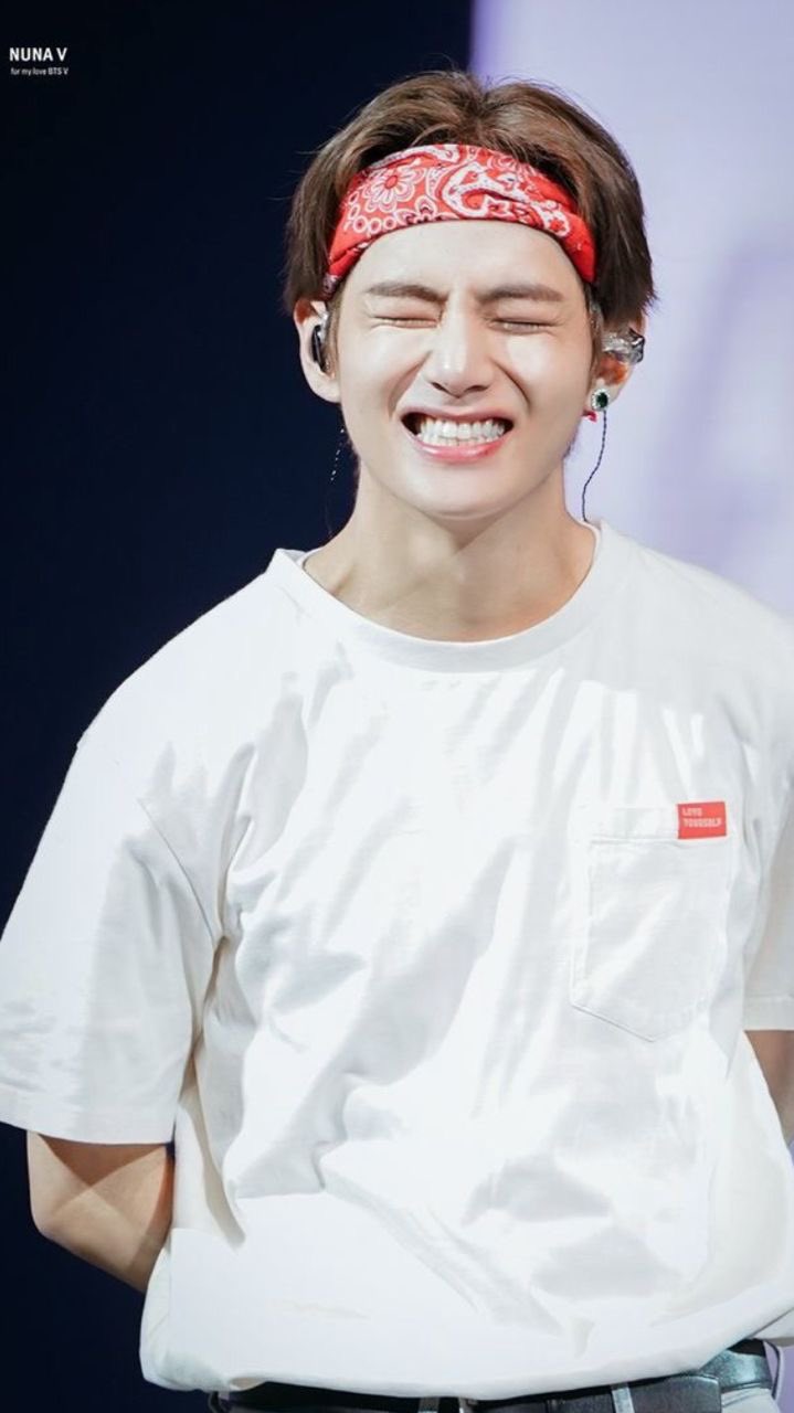 تويتر Taehyung Pics على تويتر Box Smile 방탄소년단 뷔 태형 Bts V Taehyung Bts Twt T Co Nd3r1sjkpm