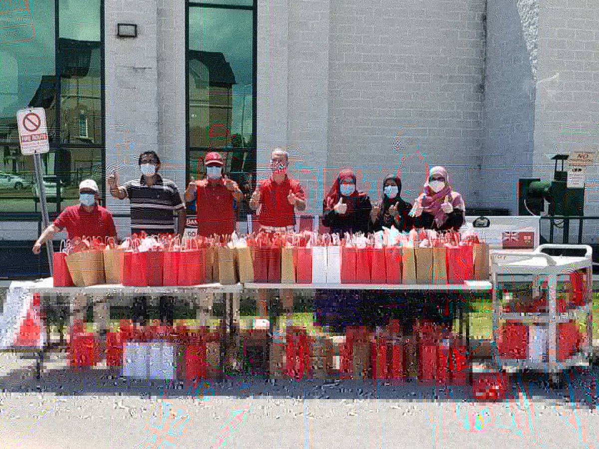 PBethlenfalvy's tweet image. 🇨🇦 Dropped by the Pickering Islamic Centre to drop  some Ontario flags for their Drive Through- A Gift 4 a Car, Canada Day celebration for our community. You can still drop-by to get yours! (while quantities last)  🇨🇦
#proudtobecanadian
#Pickeringproud
#DurhamStrong