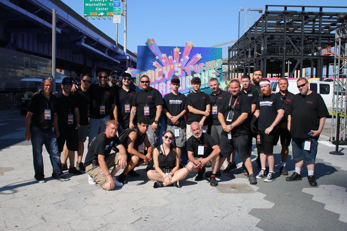 ny_coalition's tweet photo. Teamwork makes the dream work! Everyone of us has a story to tell. Help us save our live events and hospitality industry so we can get back to doing what we love! #SaveNYNJLiveEvents⠀ https://t.co/0ihT6x0TPe
