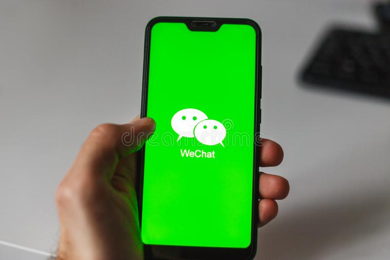 Yao ya pembeni inayoitwa WhatsApp Business. WeChat inapatikana kwenye Android, iOS na kwenye Windows. WhatsApp, Telegram na WeChat sio mitandao ya kijamii.