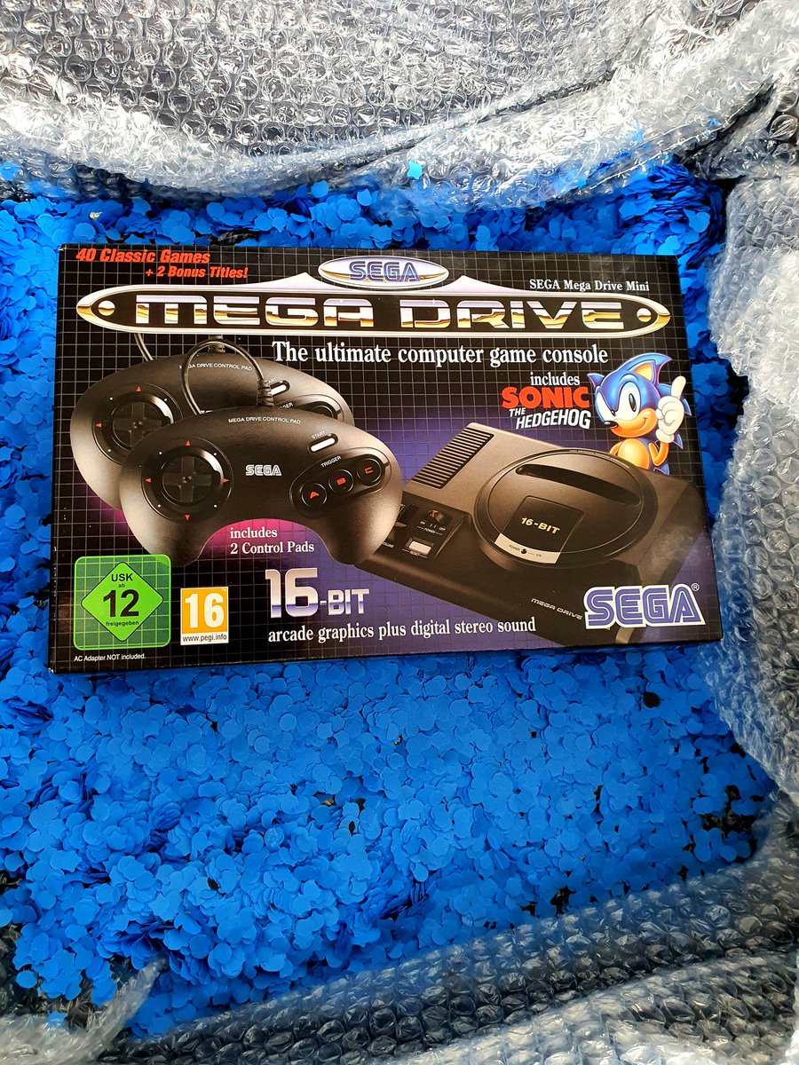 Neo_NGamz's tweet photo. Arrivage du jour à la rédac' N-Gamz avec le monumental #buzzkit de #sonic le film chez @Universal_BE grâce à @DayOneMPM ! De quoi fêter la sortie de ce très bon long métrage en #bluray! Le must? Le déballage vidéo est déjà sur notre chaîne YouTube: https://t.co/1zLCSWJfra https://t.co/yJZdU0tF43