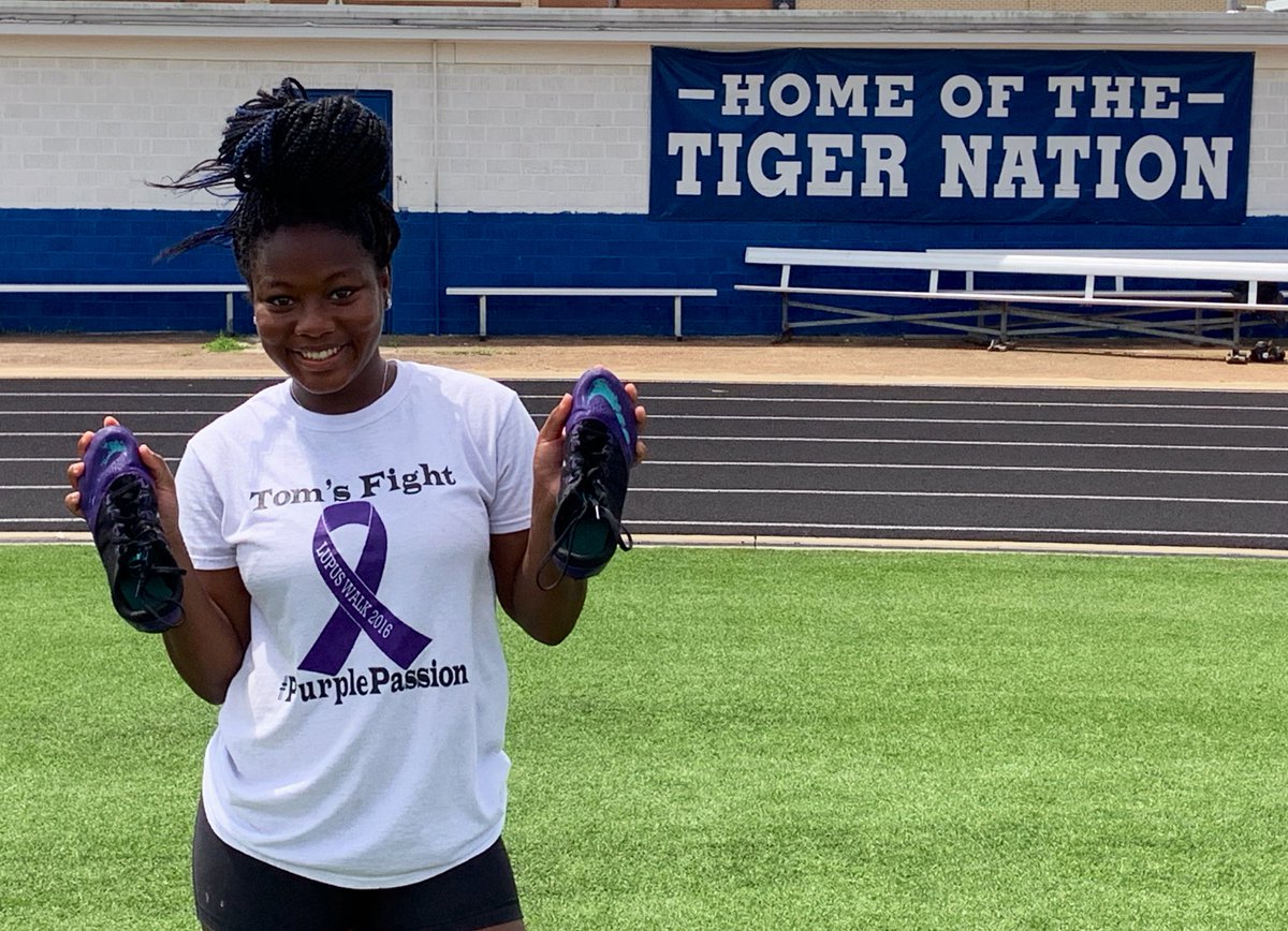 CoachHenzler's tweet photo. 🐅Congrats to Joi Akinsuroju on being our First Lady Tiger to hit 2️⃣0️⃣mph!
⚡️1.01 in the 10yd fly, the hard work is paying off!
#DFspeed 
@CoachCarter1972 @daingerfieldath https://t.co/XTAUM36VUh