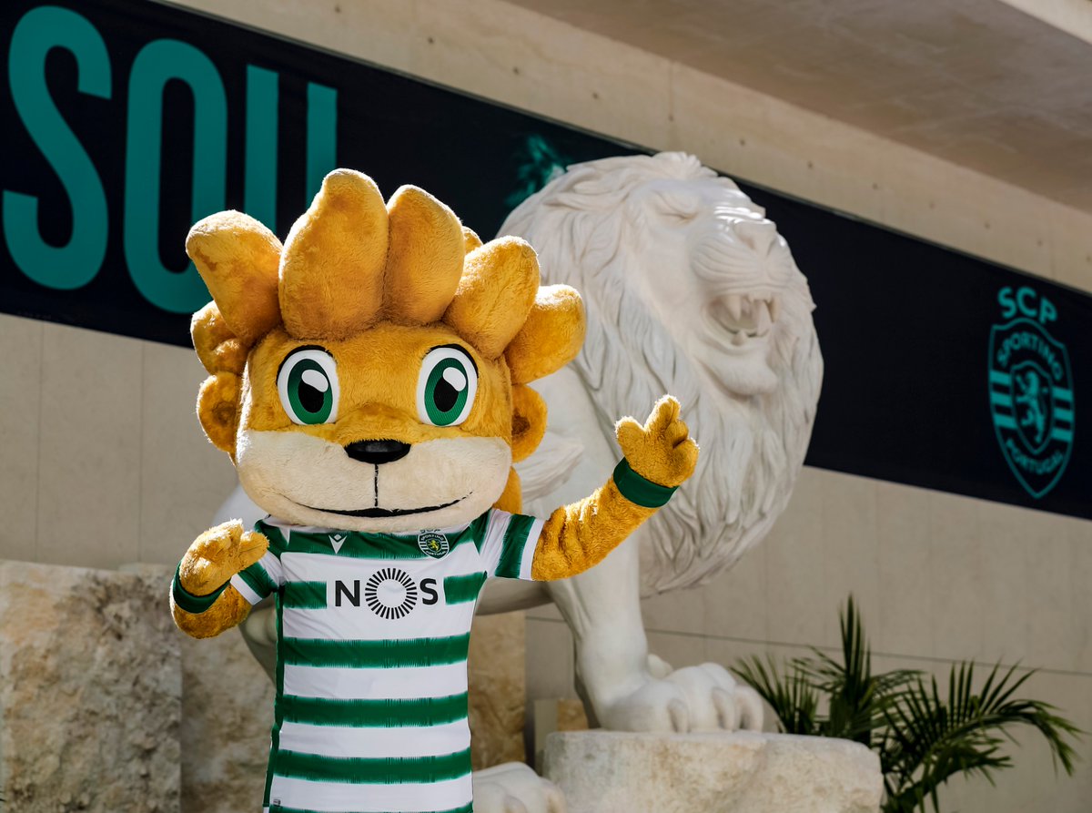 SportingCP's tweet photo. Eu sou Leão de alma e coração 🦁
Hoje, no dia do 114.º aniversário do #SportingCP, foi inaugurada uma nova estátua na Praça Centenário, oferecida pela Filstone. 👏 https://t.co/jM7NV2YB1p
