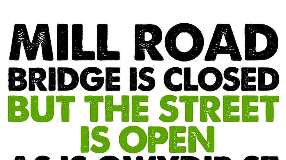 Sign – Bridge Closed, Street open