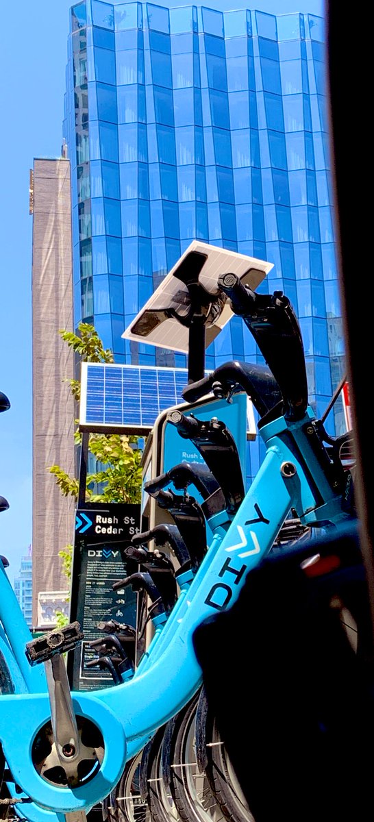 boring__fitness's tweet image. "They do things big, big I tells ya: Mike Ditka big. Michael Jordan big. Bill Murray big. Oprah! It's one cultural Mount Everest after another." - Anthony Bourdain
#RIP #Chistrong #Workout2 #75Hard