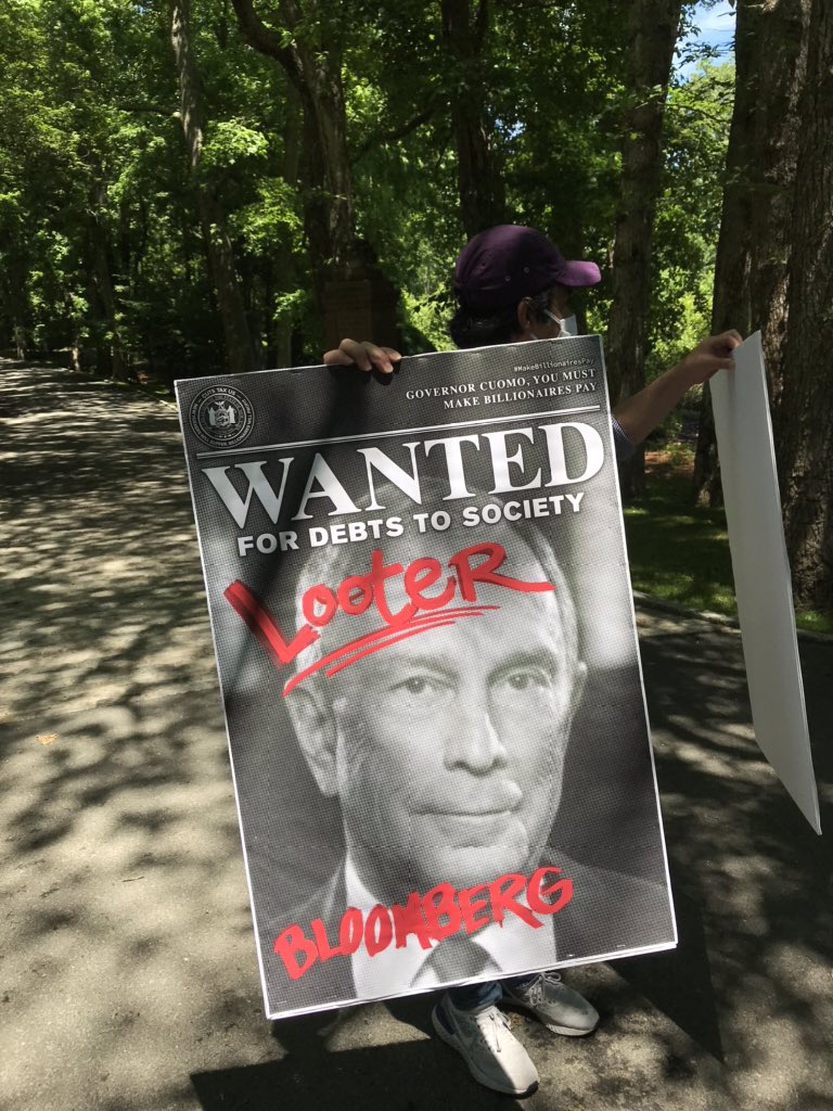 MharringtonNews's tweet photo. “Tax the rich, not the poor!” Protesters shout outside Michael Bloomberg’s Southampton mansion. #liprotests @Newsday https://t.co/RFVmkfoQL3