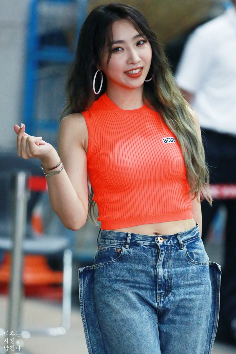 200625 비디오스타 퇴근 #공민지 #MINZY 
<a href="/mingkki21/">Minzy</a> duckleavepics.tistory.com/73