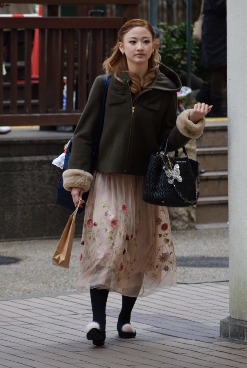 希少レアコラボ品】タックフレアジャガードスカート 星風まどか-