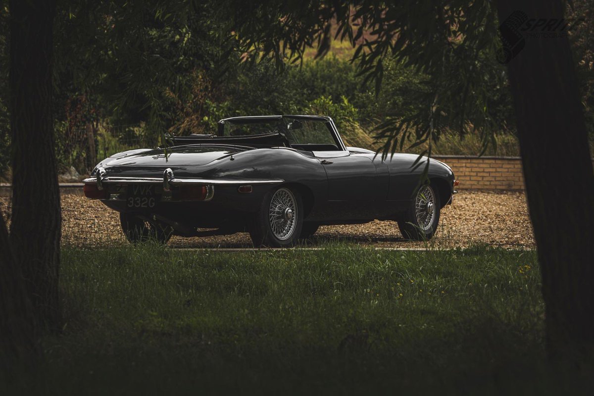 RNGClassics's tweet photo. The epitome of ‘Grace, Space and Pace’ Our ‘69 XKE roadster 4.2 straight six 🐆❤️
@welldriven had a little play and we’ve never seen such joy! 

https://t.co/7JO4zeguMS https://t.co/REb6ISZlfT