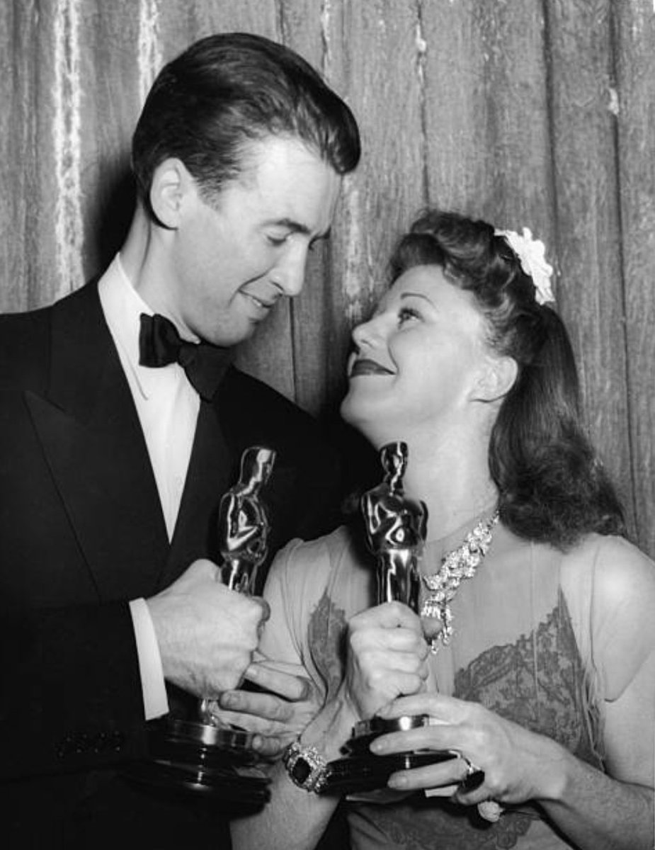 El trabajo de Stewart ha sido galardonado con numerosos y prestigiosos premios, entre los que se incluyen menciones a logros de toda una vida del Festival de Cine de Cannes y de la American Academy of Motion Picture Arts and Sciences).El 24 de mayo de 1985, fue honrado con