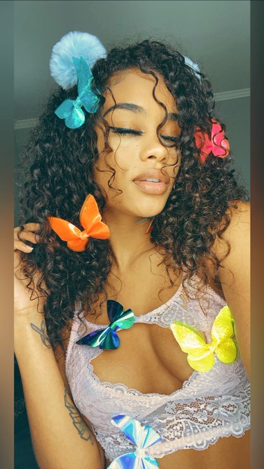 I&rsquo;m a whole ass filter https://t.co/vi6S9UVloy